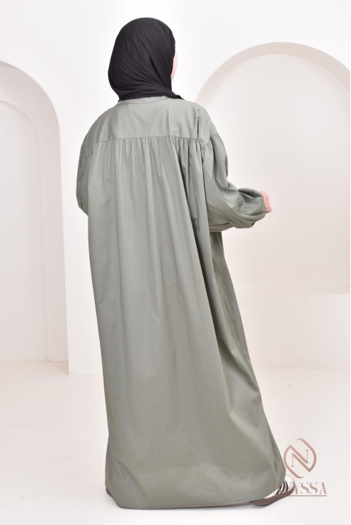 Robe manches bouffantes style chemise pour femmes hijabi, idée outfit 