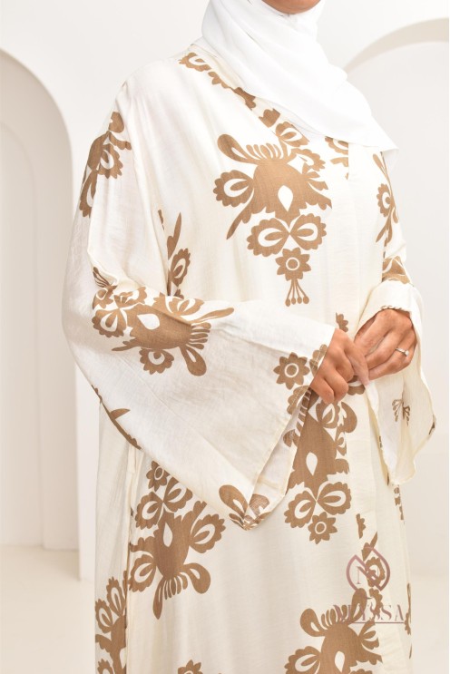 Langes Kleid mit Drucken, ideal für den Sommer 2024, leicht und fließend 