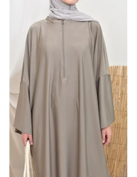 Langer Burkini mit Masturbationsschnitt, ideal für den Sommer