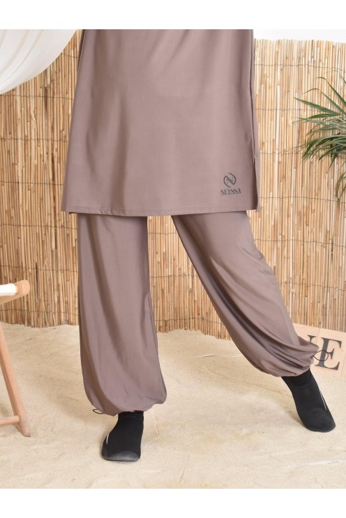 Pantalon de bain neyssa confection idéal pour les activités sportives
