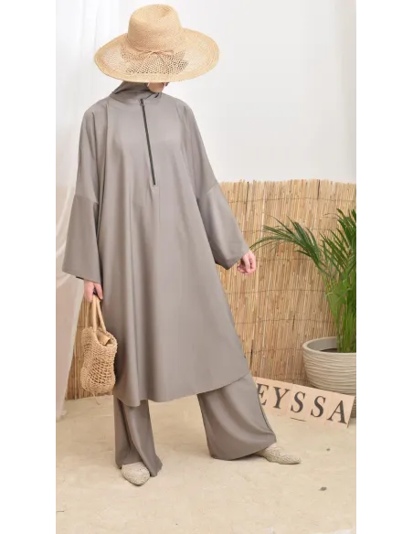 Langer Burkini mit Masturbationsschnitt, ideal für den Sommer