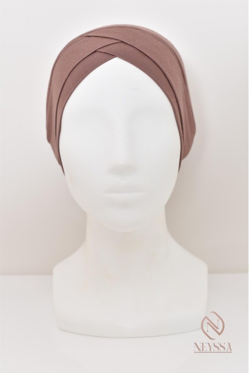 tube croisé sous hijab Confectionné dans un tissu fluide viscose