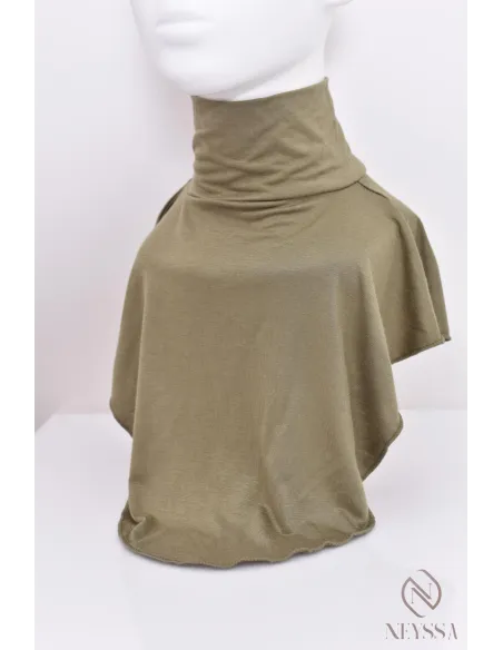 Faux col parfait pour couvrir le cou de la femme musulmane