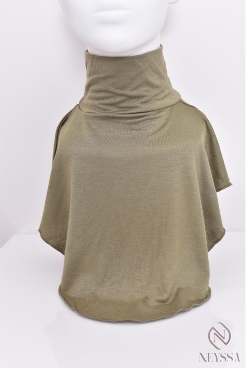 Faux col parfait pour couvrir le cou de la femme musulmane