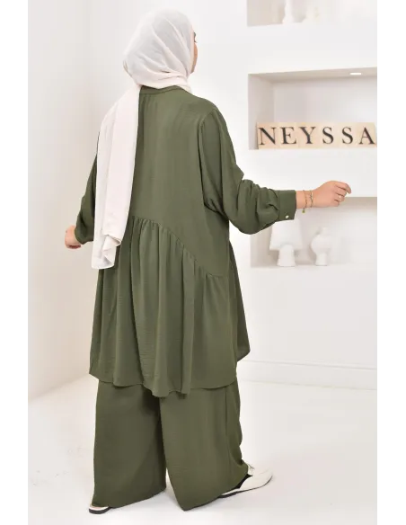 ensemble tunique chemise avec pantalon en jazz, coupe ample et moderne