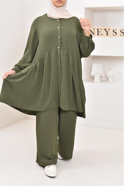 ensemble tunique chemise avec pantalon en jazz, coupe ample et moderne