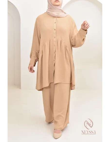 ensemble tunique chemise avec pantalon en jazz, coupe ample et moderne