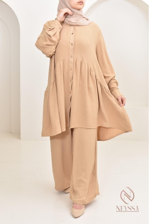 ensemble tunique chemise avec pantalon en jazz, coupe ample et moderne