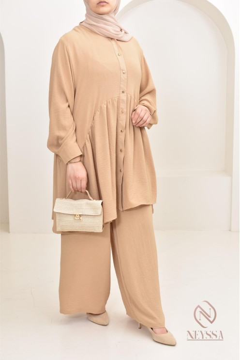 ensemble tunique chemise avec pantalon en jazz, coupe ample et moderne