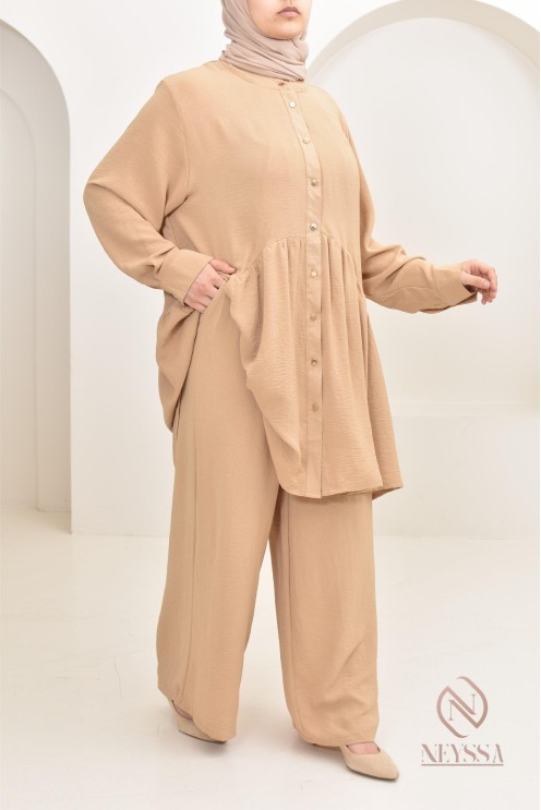 ensemble tunique chemise avec pantalon en jazz, coupe ample et moderne