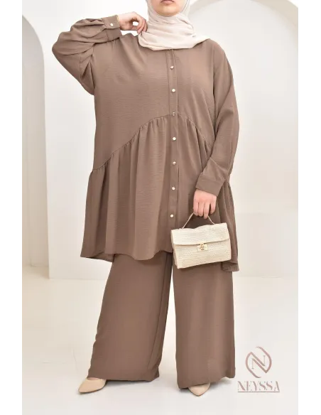 ensemble tunique chemise avec pantalon en jazz, coupe ample et moderne