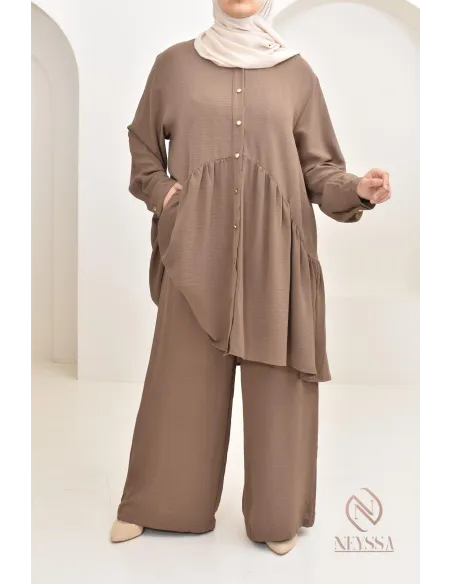 ensemble tunique chemise avec pantalon en jazz, coupe ample et moderne