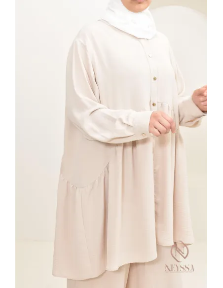 ensemble tunique chemise avec pantalon en jazz, coupe ample et moderne