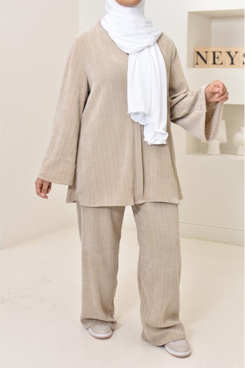 Ensemble 2 pièces velours côtelé à motifs, look hijabi, modest fashion