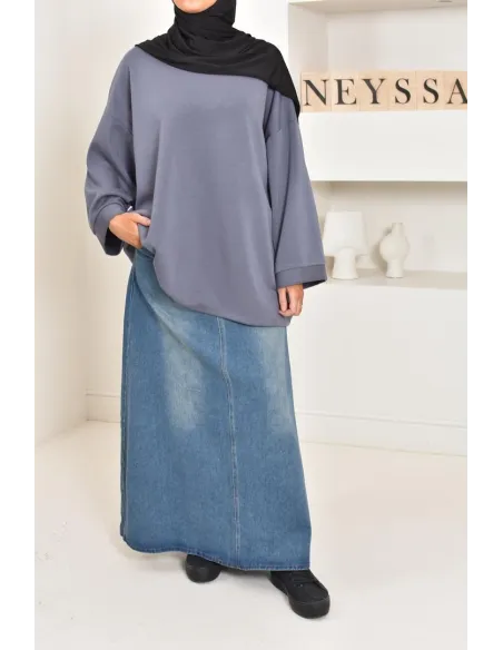 Pull style sweat oversize, idéal pour les hijabi sportives, outfit