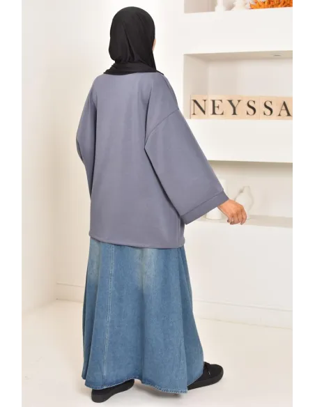 Pull style sweat oversize, idéal pour les hijabi sportives, outfit
