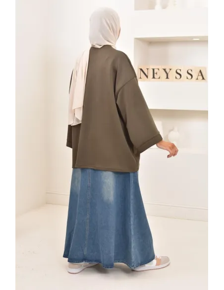 Pull style sweat oversize, idéal pour les hijabi sportives, outfit