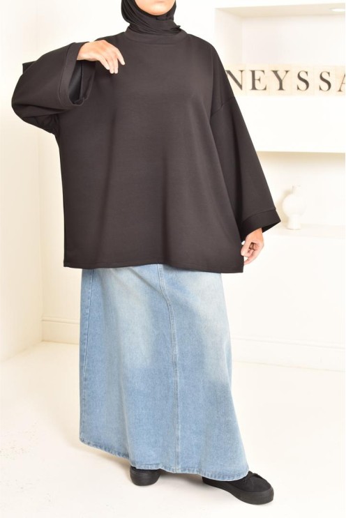 Pull style sweat oversize, idéal pour les hijabi sportives, outfit