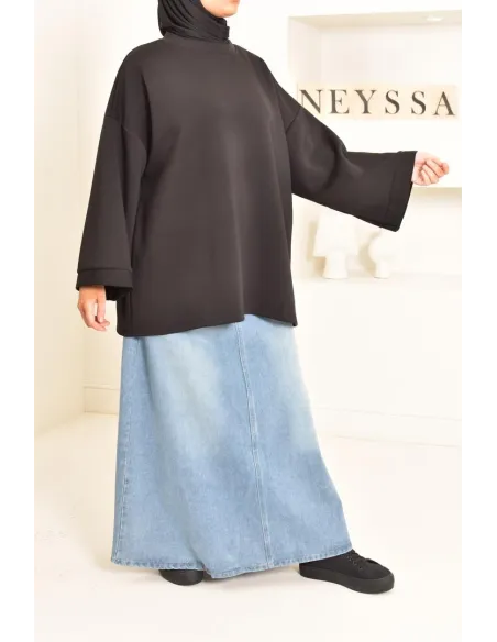 Pull style sweat oversize, idéal pour les hijabi sportives, outfit