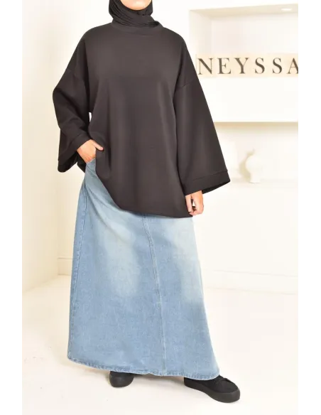 Pull style sweat oversize, idéal pour les hijabi sportives, outfit
