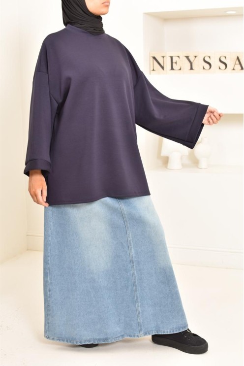 Pull style sweat oversize, idéal pour les hijabi sportives, outfit