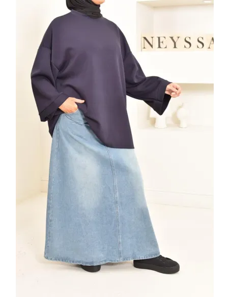 Pull style sweat oversize, idéal pour les hijabi sportives, outfit