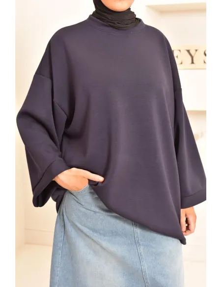 Pull style sweat oversize, idéal pour les hijabi sportives, outfit