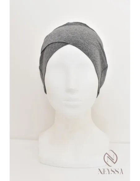 bandeau croisé en sous hijab indispensable pour femme voilée musulmane
