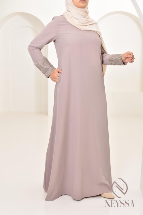 Superbe abaya islamique manches dentelle sans artifice casual
