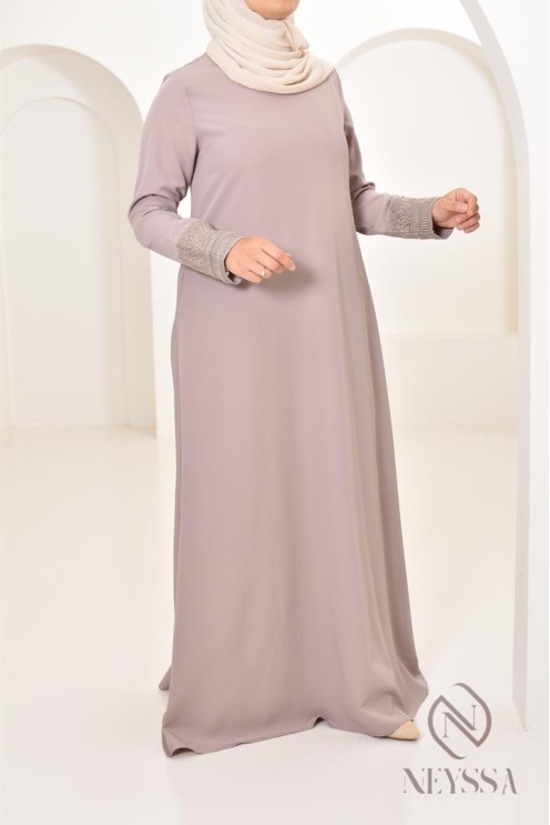 Superbe abaya islamique manches dentelle sans artifice casual