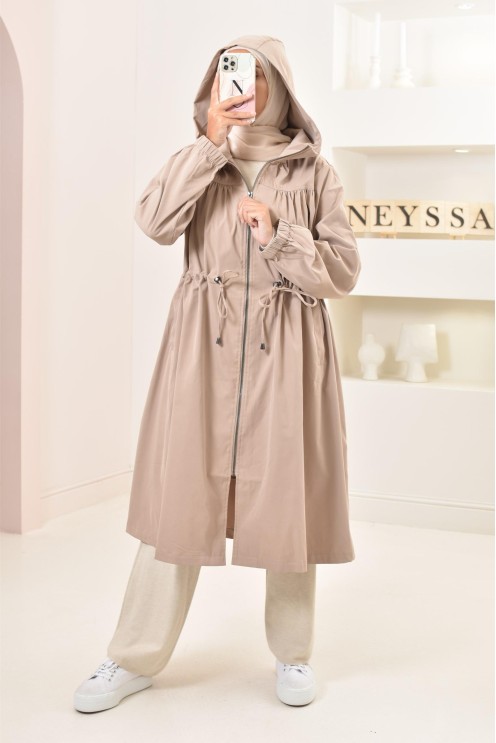 Parka imperméable à capuche femme couleur camel, idéale pour l'automne