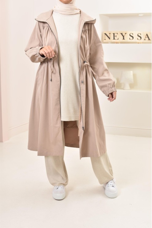 Parka imperméable à capuche femme couleur camel, idéale pour l'automne