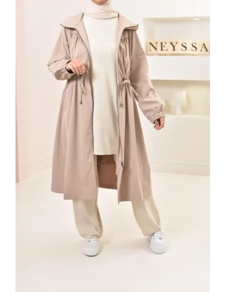 Parka imperméable à capuche femme couleur camel, idéale pour l'automne