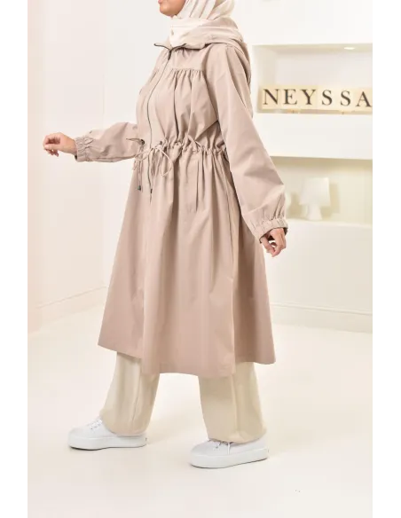 Parka imperméable à capuche femme couleur camel, idéale pour l'automne