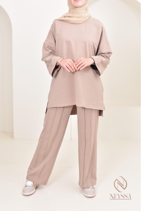 ensemble modeste femme sportwear, tissu coton agréable à porter