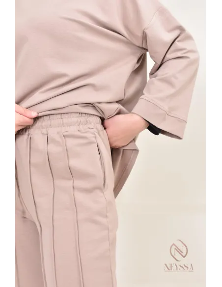 ensemble modeste femme sportwear, tissu coton agréable à porter