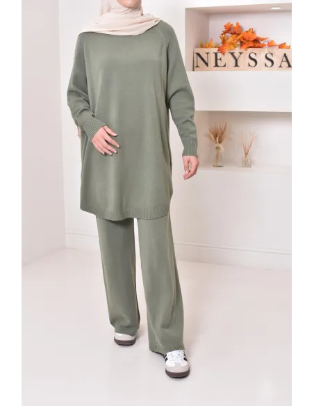 2-piece sweater and palazzo set in soft knit ideal for winter