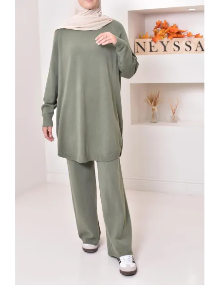 2-piece sweater and palazzo set in soft knit ideal for winter