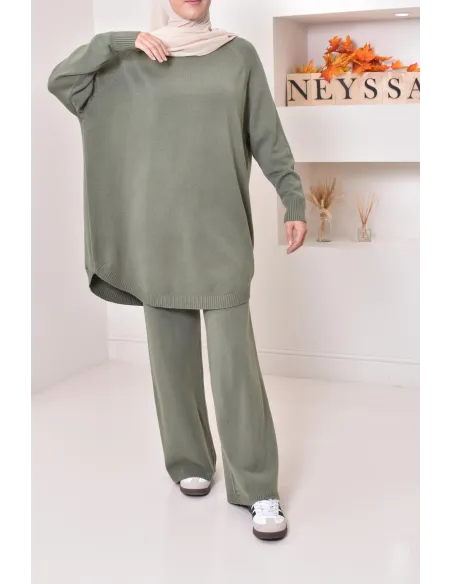 2-piece sweater and palazzo set in soft knit ideal for winter