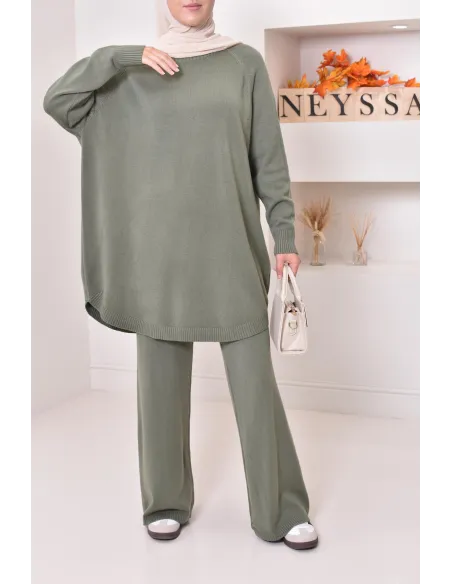 2-piece sweater and palazzo set in soft knit ideal for winter