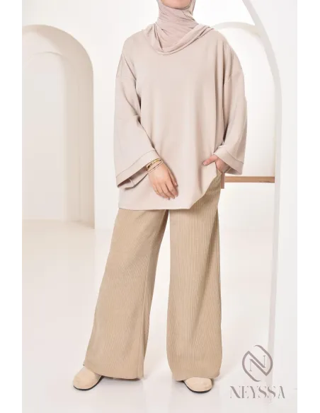 Damen-Cordhose, schön warm für den Winter, lockerer Schnitt.