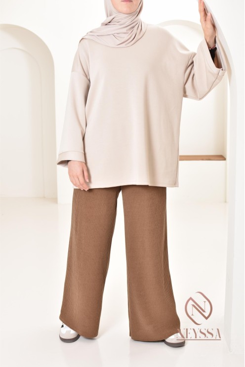 Damen-Cordhose, schön warm für den Winter, lockerer Schnitt.