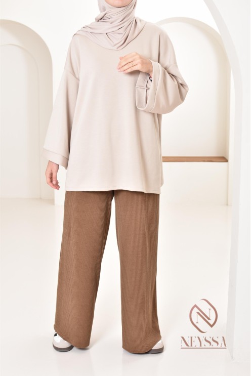 Damen-Cordhose, schön warm für den Winter, lockerer Schnitt.