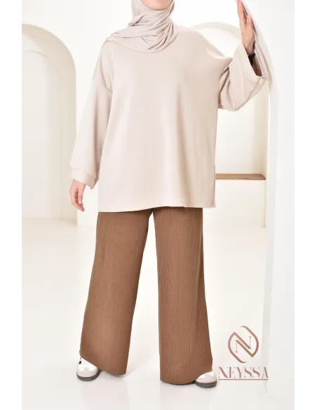 Damen-Cordhose, schön warm für den Winter, lockerer Schnitt.