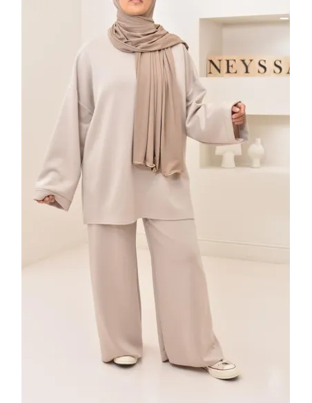 Ensemble 2 pièces style sportwear, look modest hijabi, un must have