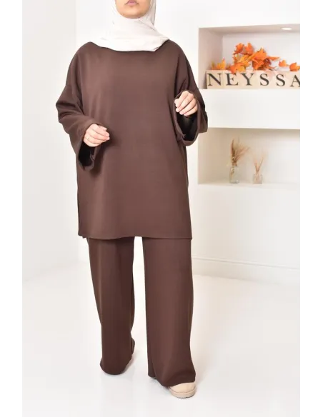 Ensemble 2 pièces style sportwear, look modest hijabi, un must have