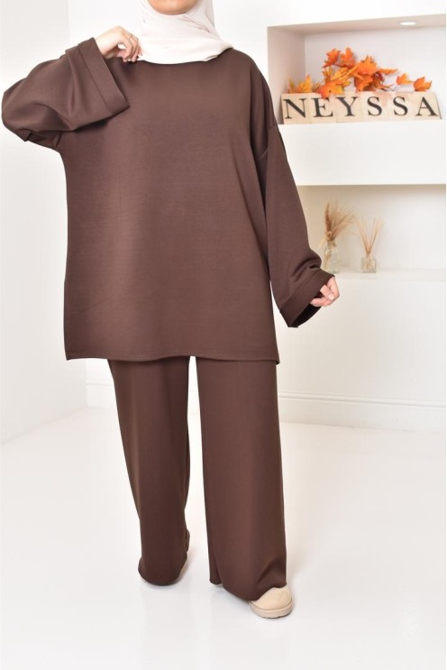 Ensemble 2 pièces style sportwear, look modest hijabi, un must have