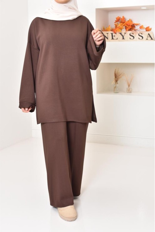 Ensemble 2 pièces style sportwear, look modest hijabi, un must have