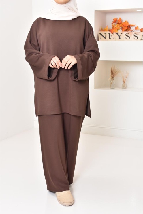 Ensemble 2 pièces style sportwear, look modest hijabi, un must have
