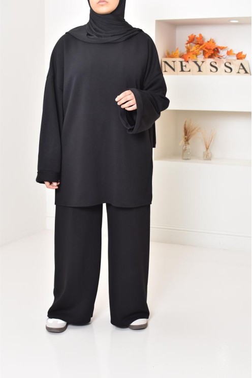 Ensemble 2 pièces style sportwear, look modest hijabi, un must have